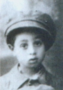 Ovadia_Yosef_as_a_child